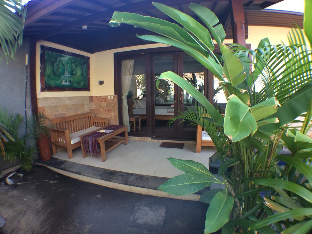 Villa Sahabat Τζίλι Τραγουανγκάν Εξωτερικό φωτογραφία