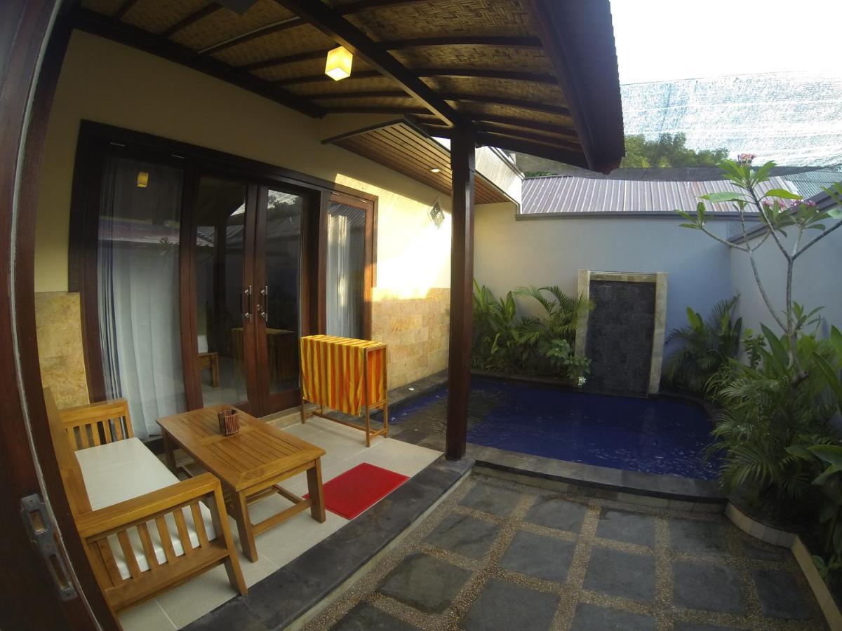 Villa Sahabat Τζίλι Τραγουανγκάν Δωμάτιο φωτογραφία