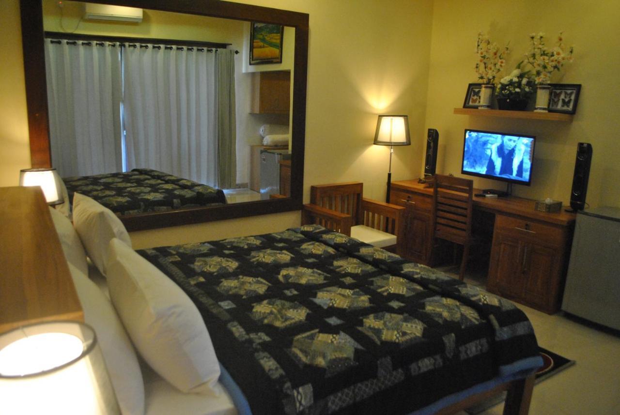 Villa Sahabat Τζίλι Τραγουανγκάν Εξωτερικό φωτογραφία